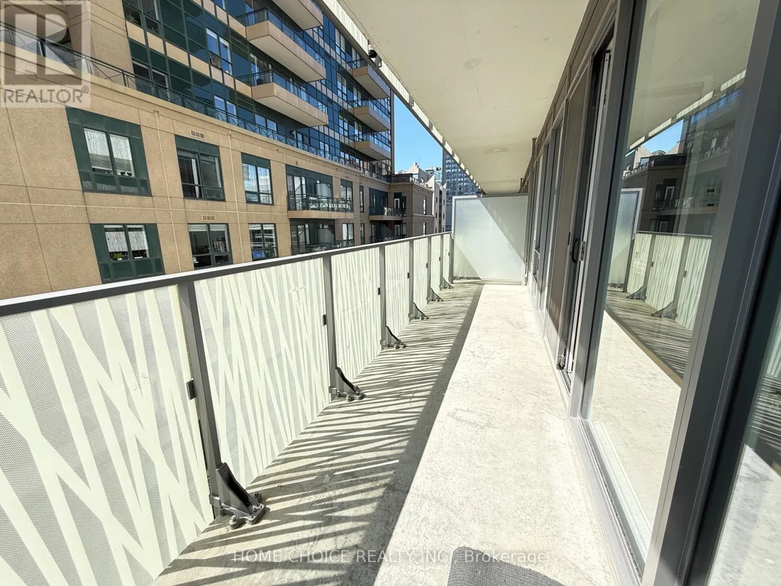 1405 - 42 CHARLES STREET E