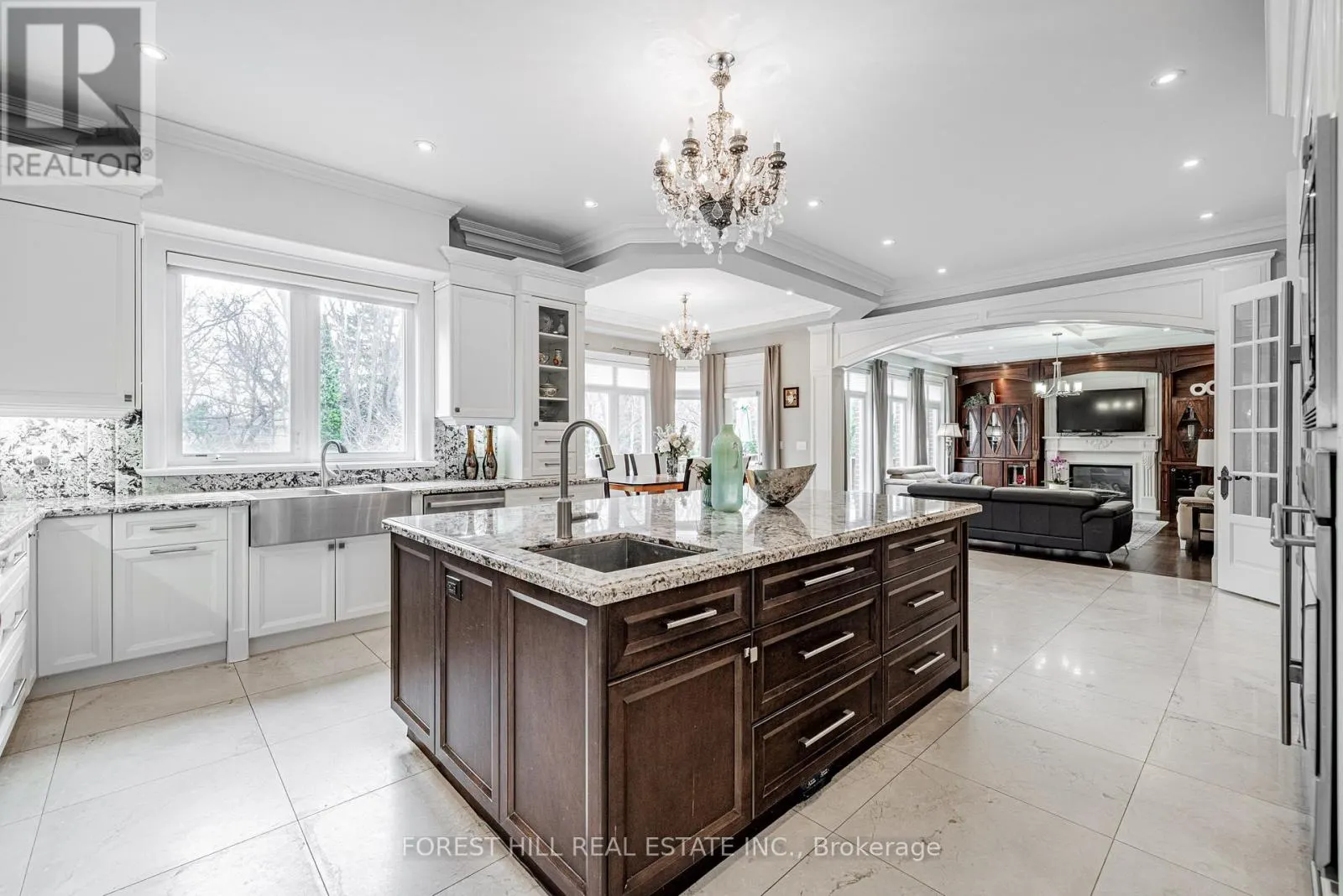 60 HAWKSBURY DRIVE