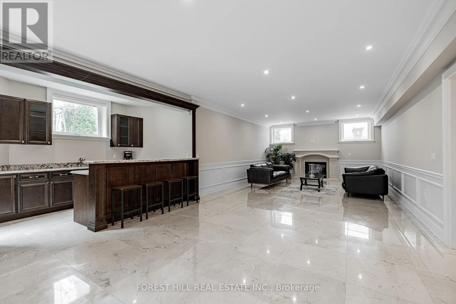 60 HAWKSBURY DRIVE