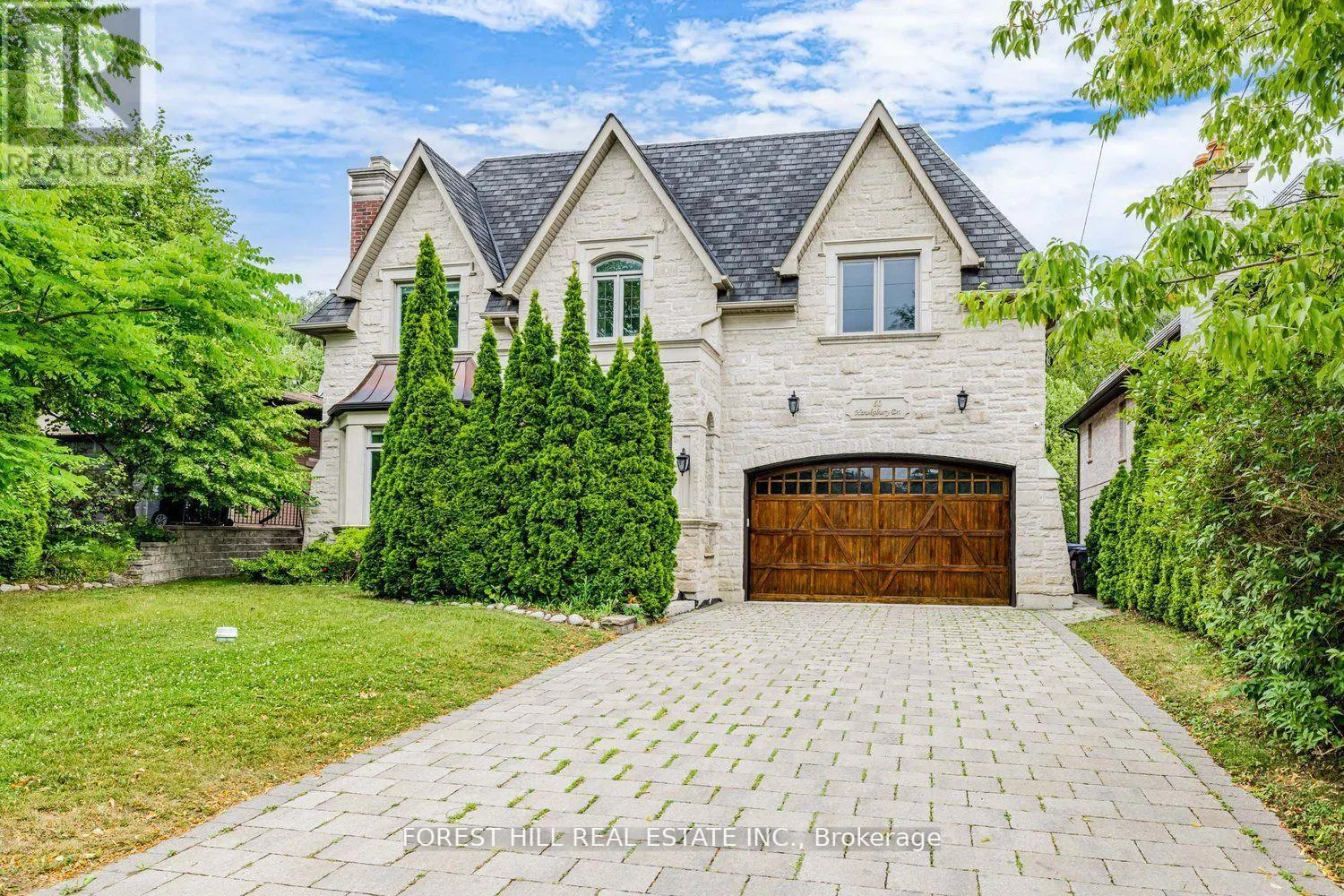 60 HAWKSBURY DRIVE