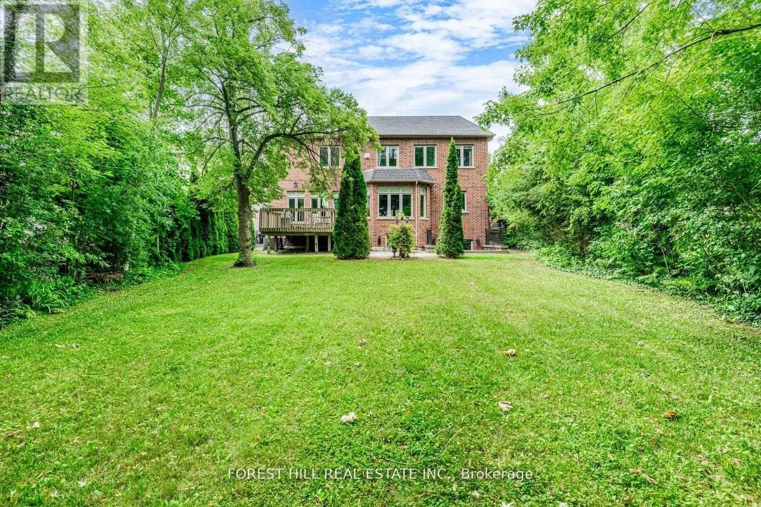 60 HAWKSBURY DRIVE