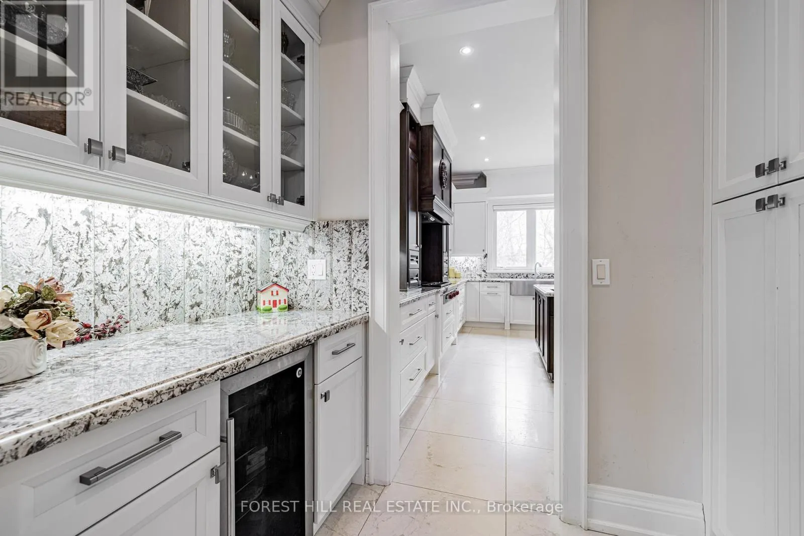 60 HAWKSBURY DRIVE