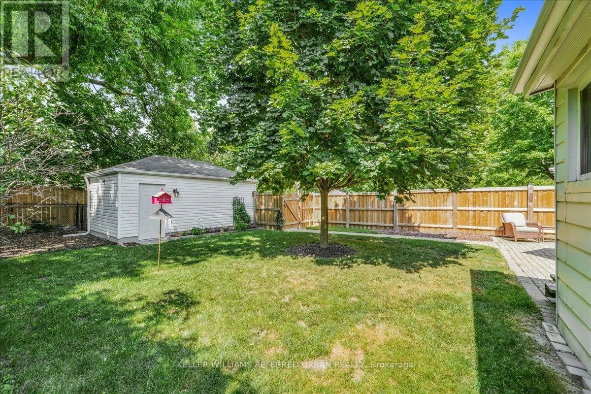 274 POYNTZ AVENUE