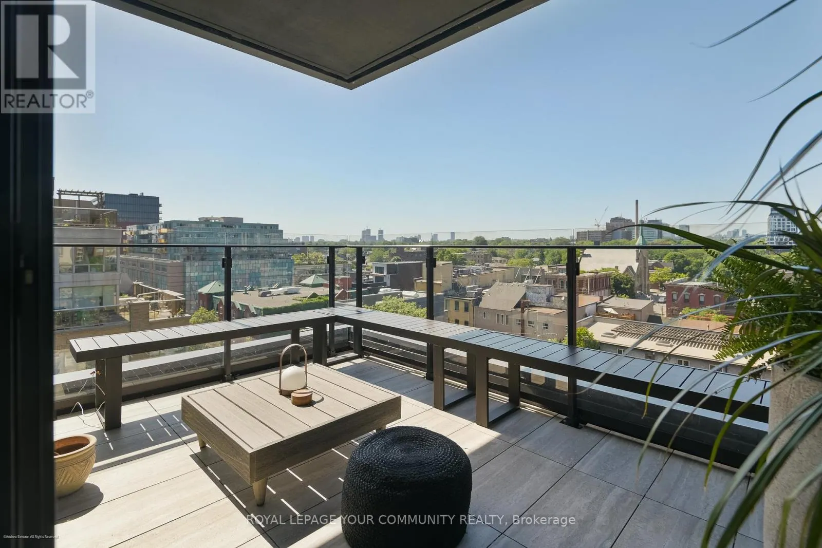 612 - 505 RICHMOND STREET W
