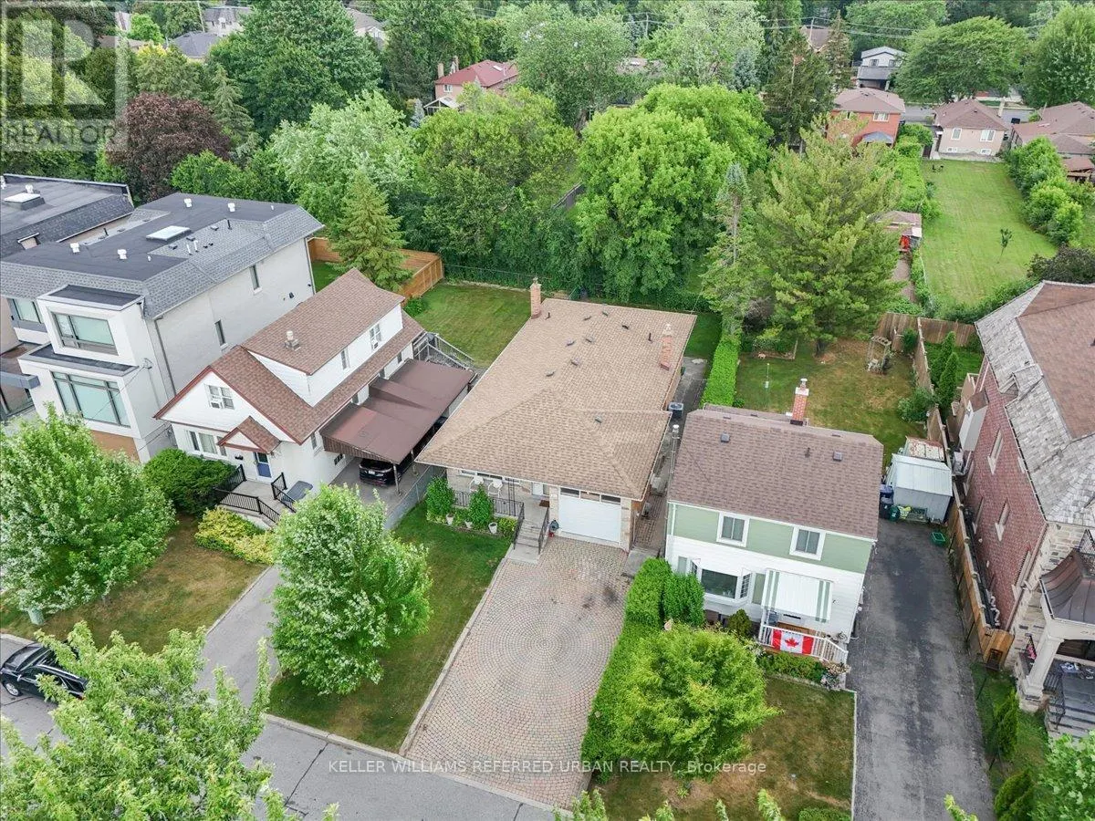 25 FARRELL AVENUE