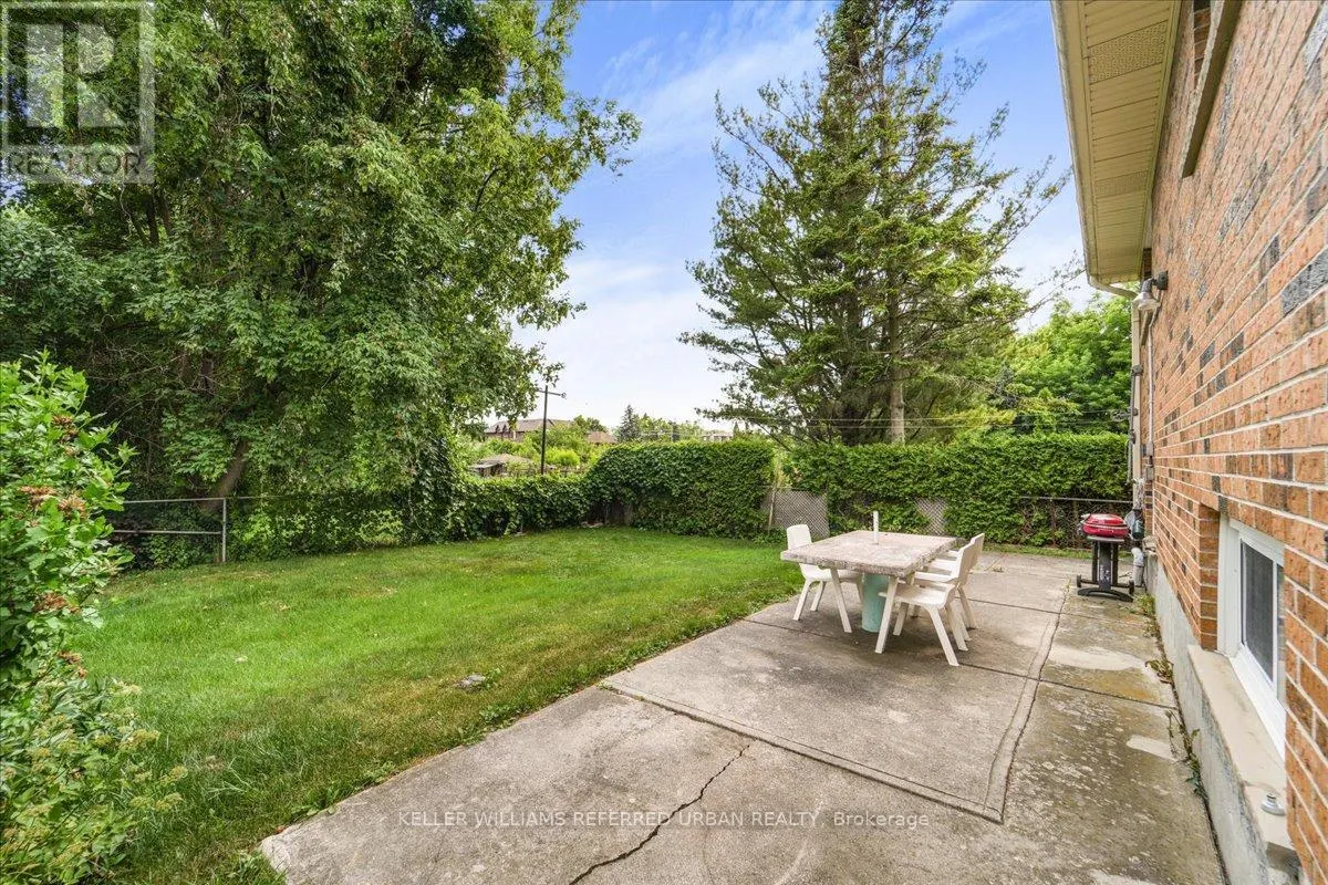 25 FARRELL AVENUE