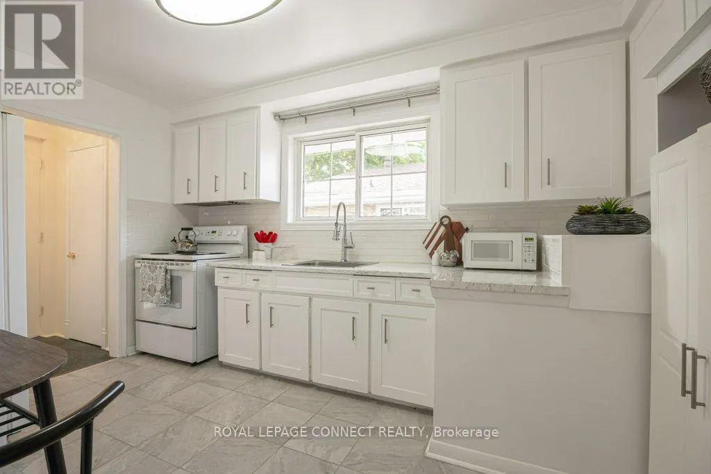 2 AILSA CRAIG COURT
