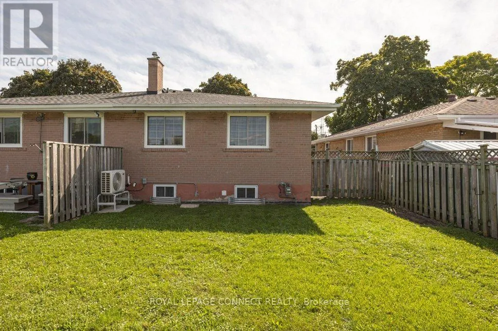 2 AILSA CRAIG COURT