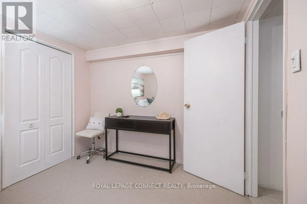 2 AILSA CRAIG COURT