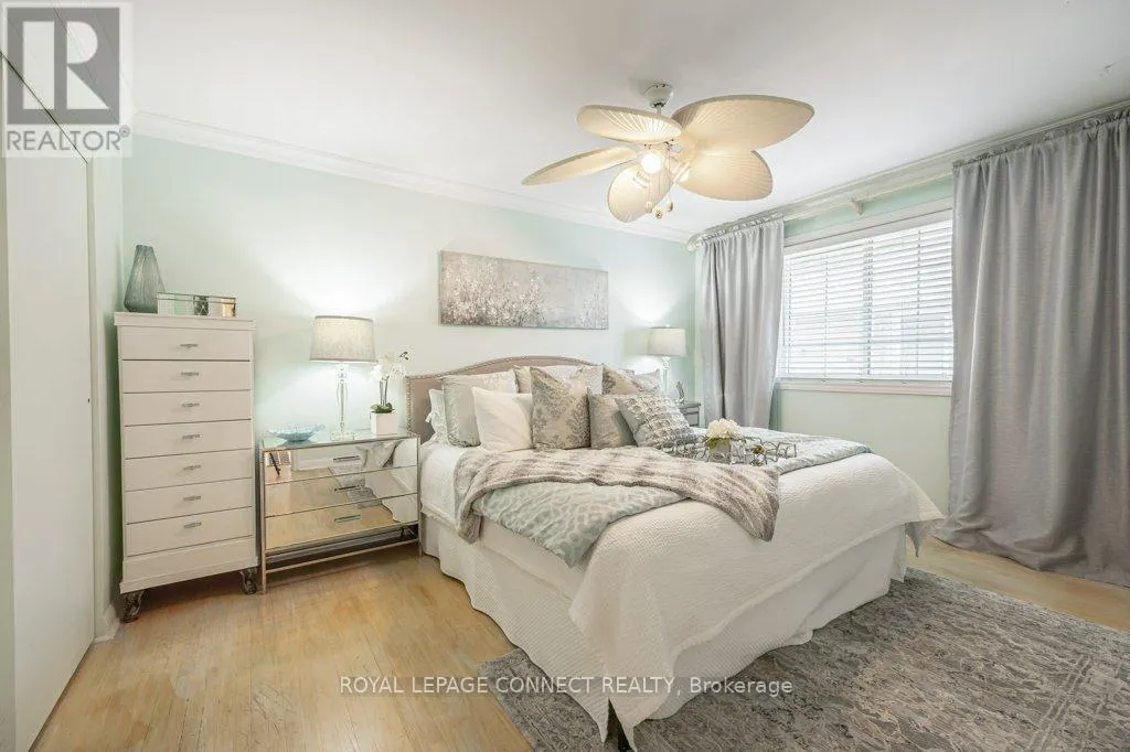2 AILSA CRAIG COURT