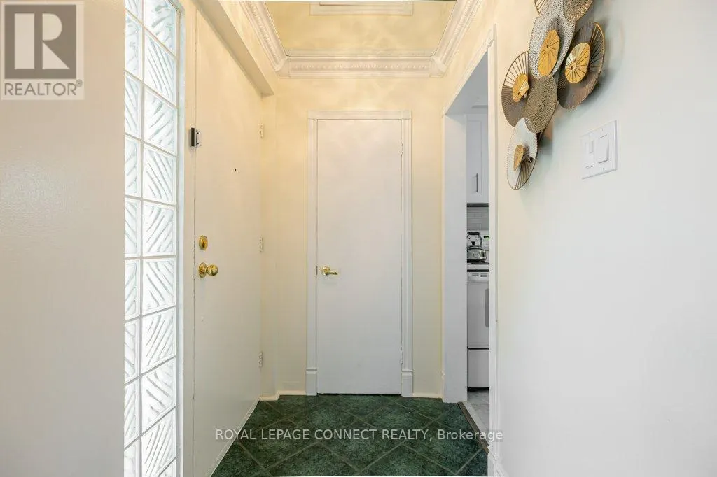2 AILSA CRAIG COURT