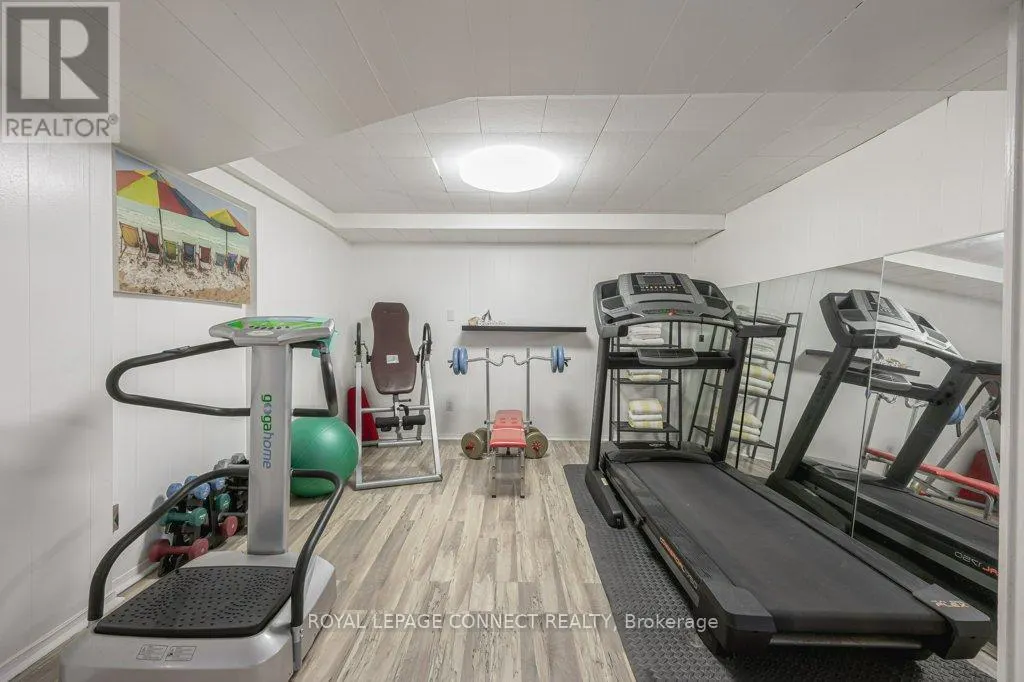 2 AILSA CRAIG COURT
