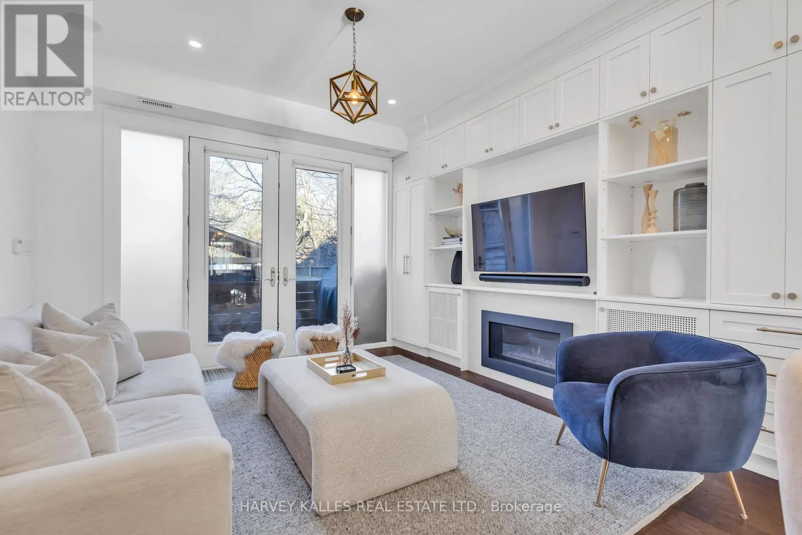 257 BORDEN STREET