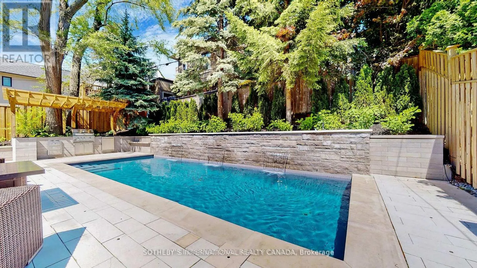 101 DUNLOE ROAD