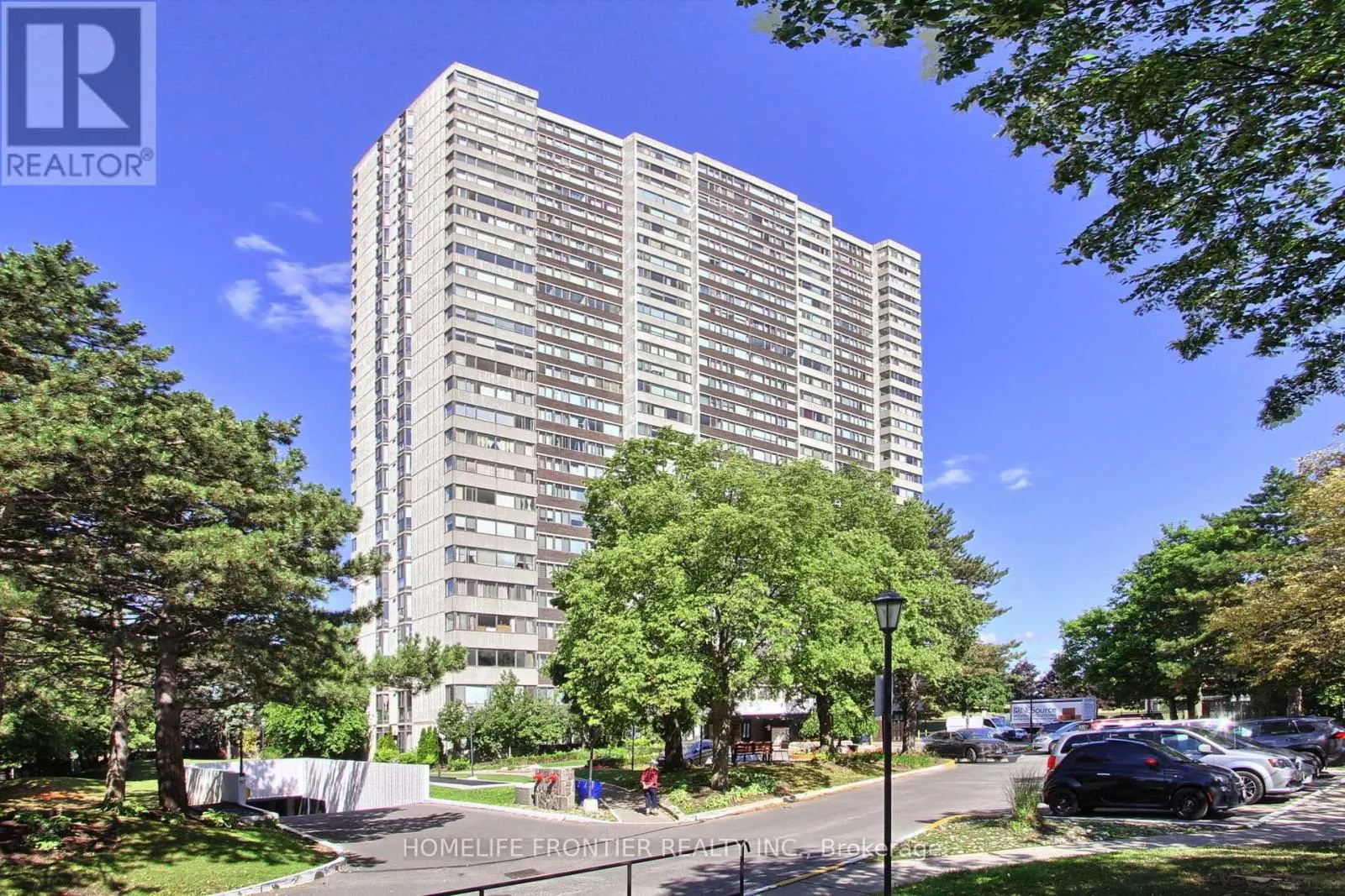 1906 - 80 ANTIBES DRIVE