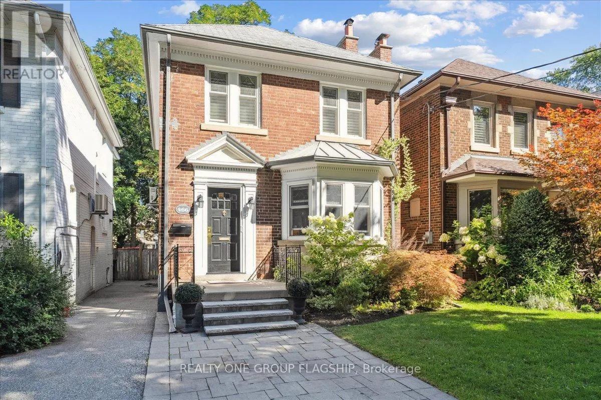 466 ST CLEMENTS AVENUE