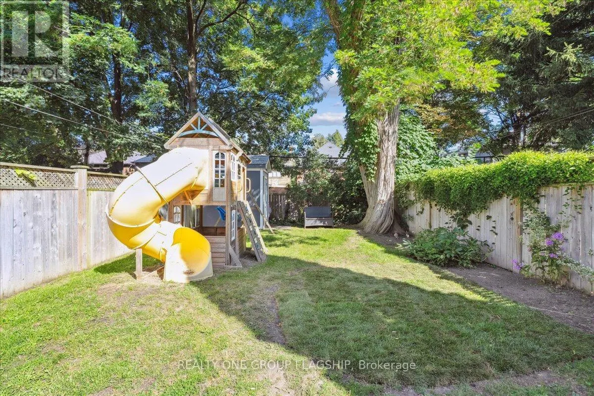 466 ST CLEMENTS AVENUE