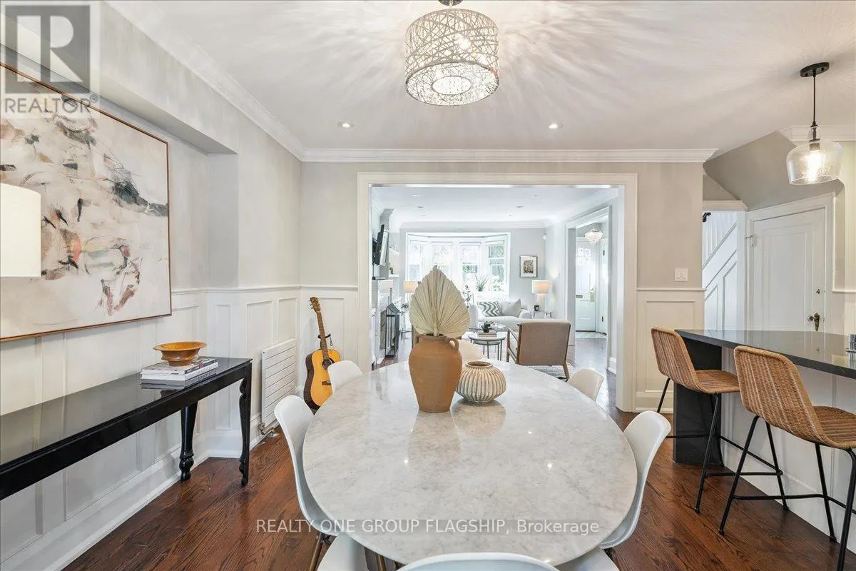 466 ST CLEMENTS AVENUE