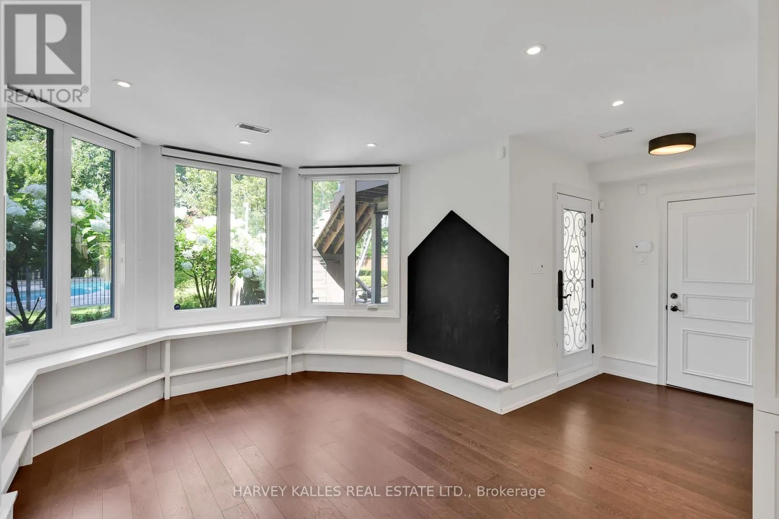 113 COLDSTREAM AVENUE