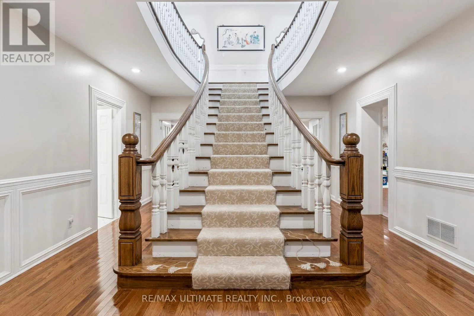 1 VERSAILLES COURT