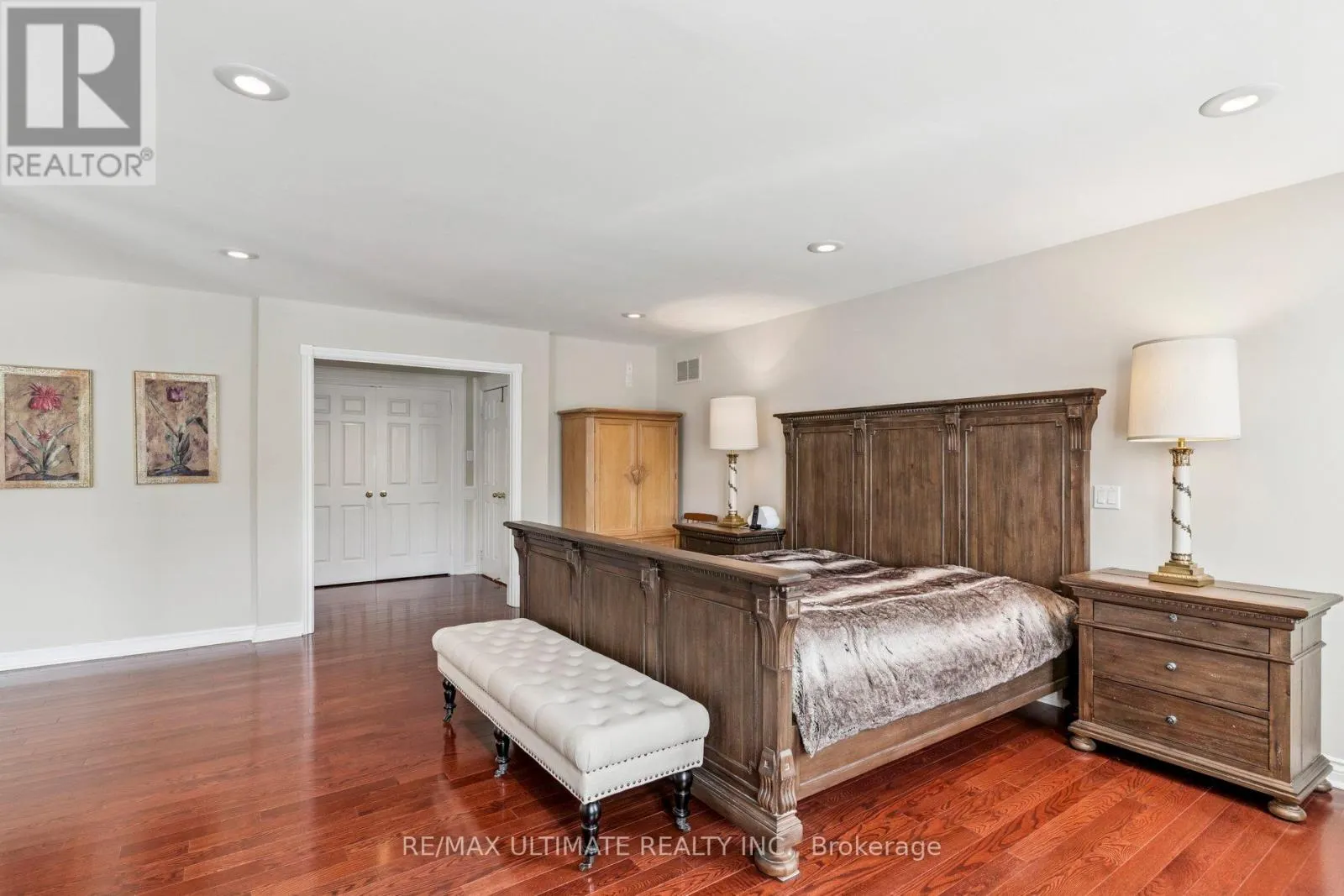 1 VERSAILLES COURT