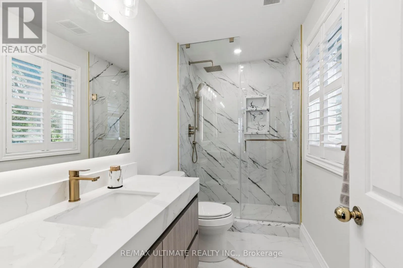 1 VERSAILLES COURT