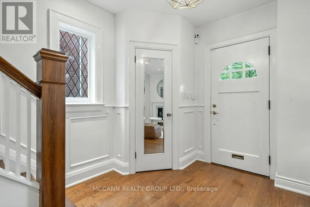 16 CHUDLEIGH AVENUE