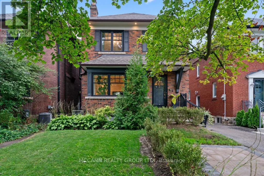 16 CHUDLEIGH AVENUE