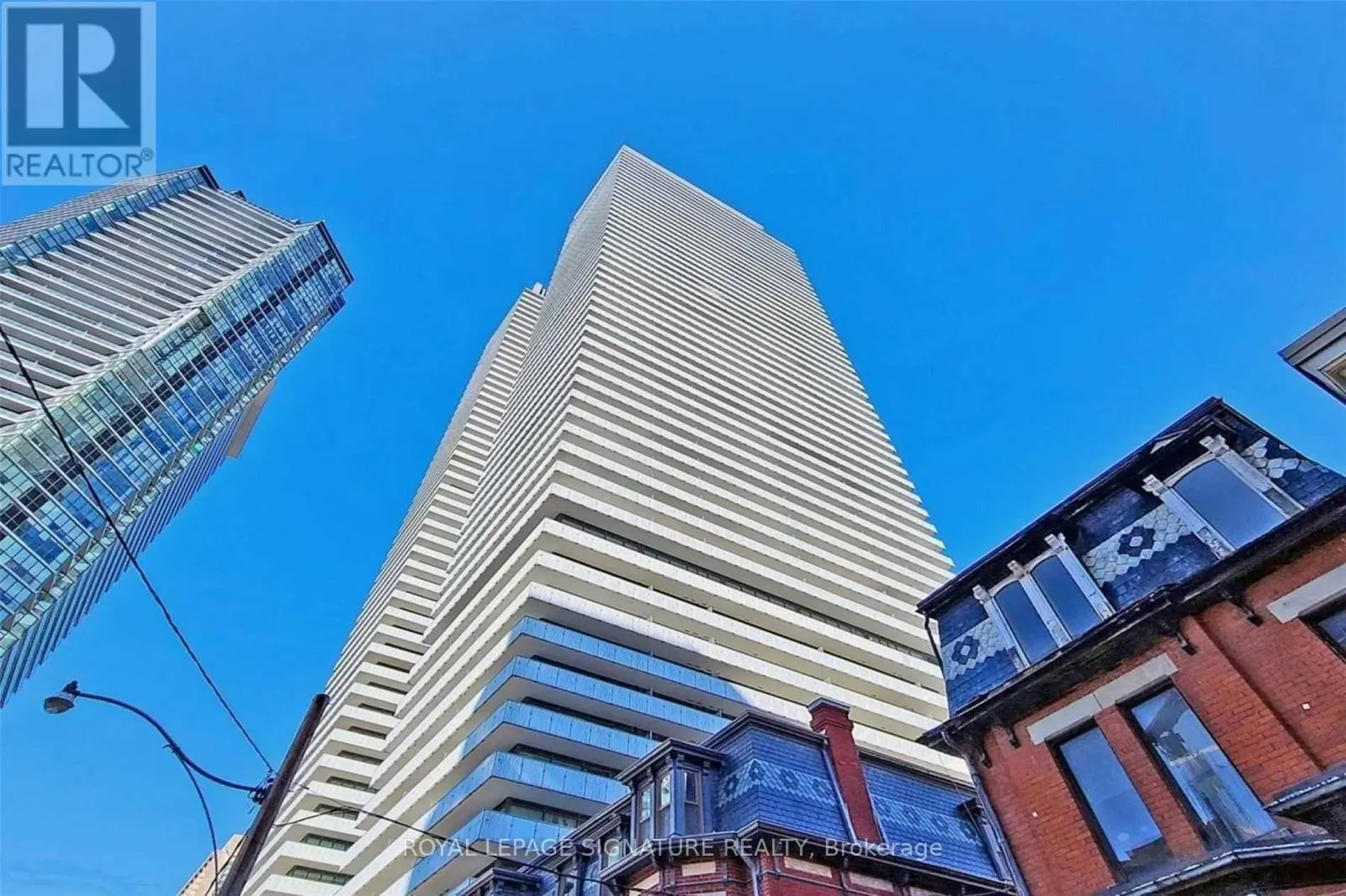 1901 - 50 CHARLES STREET E