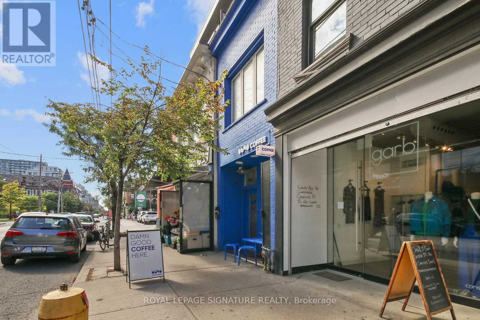 UPPER - 1048 QUEEN STREET W