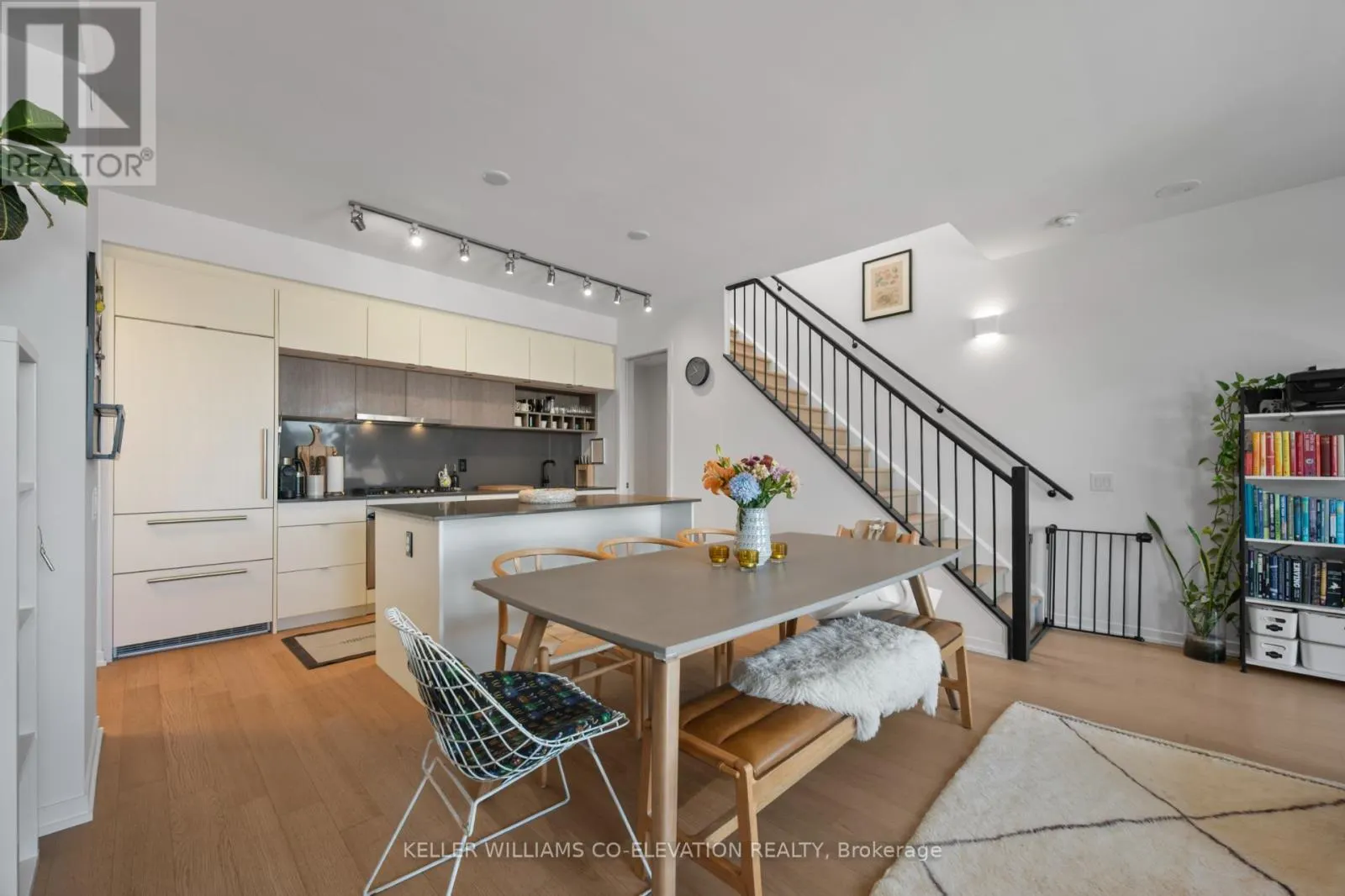 PH7 - 138 ST HELENS AVENUE