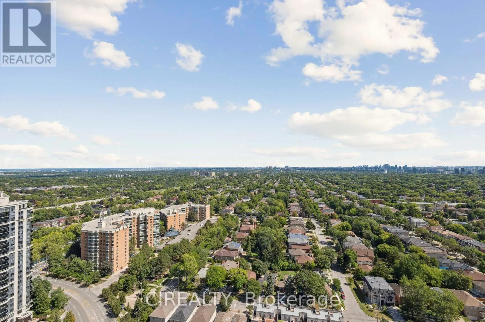UPH02 - 18 HOLMES AVENUE