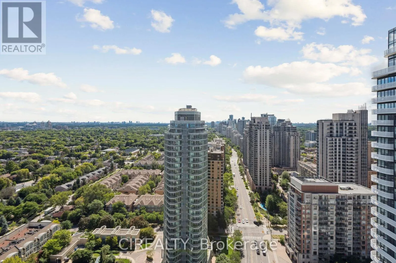 UPH02 - 18 HOLMES AVENUE