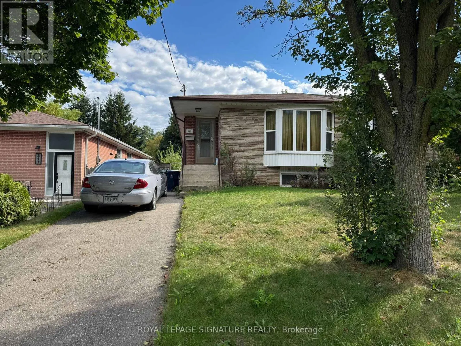 215 WOODSWORTH ROAD