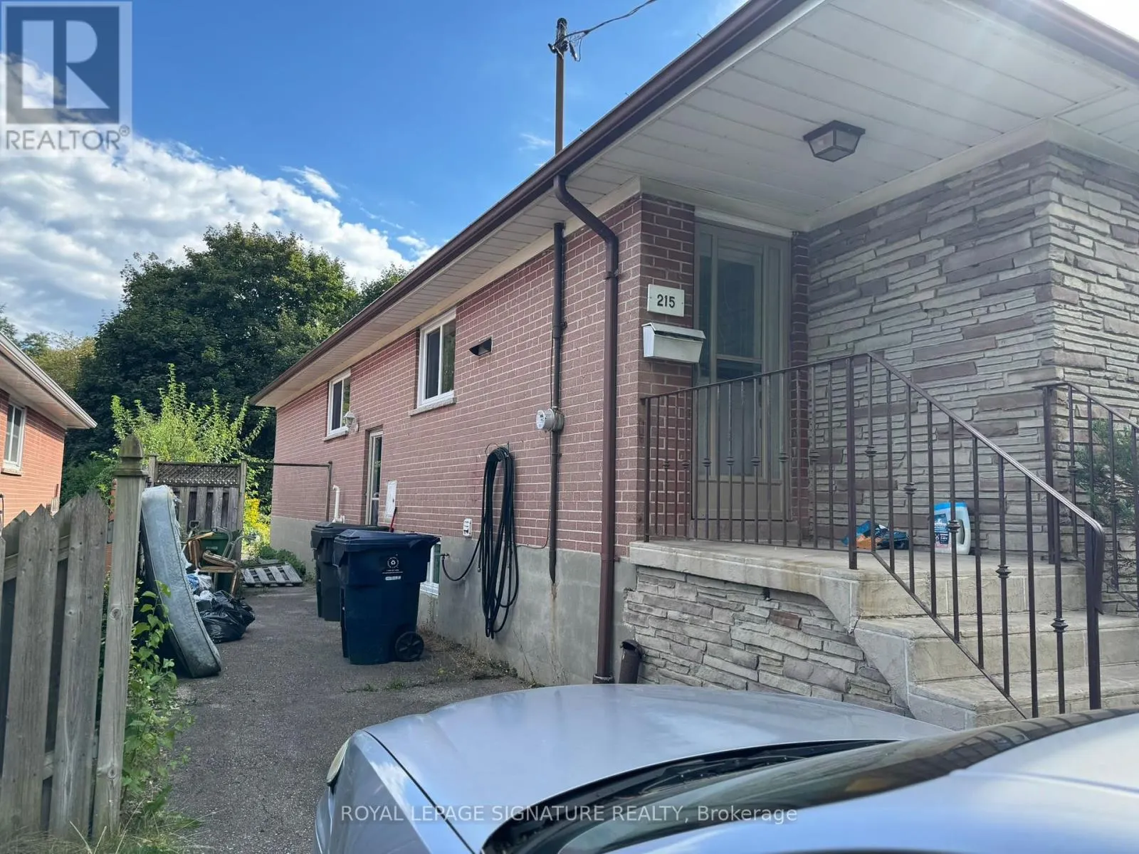 215 WOODSWORTH ROAD