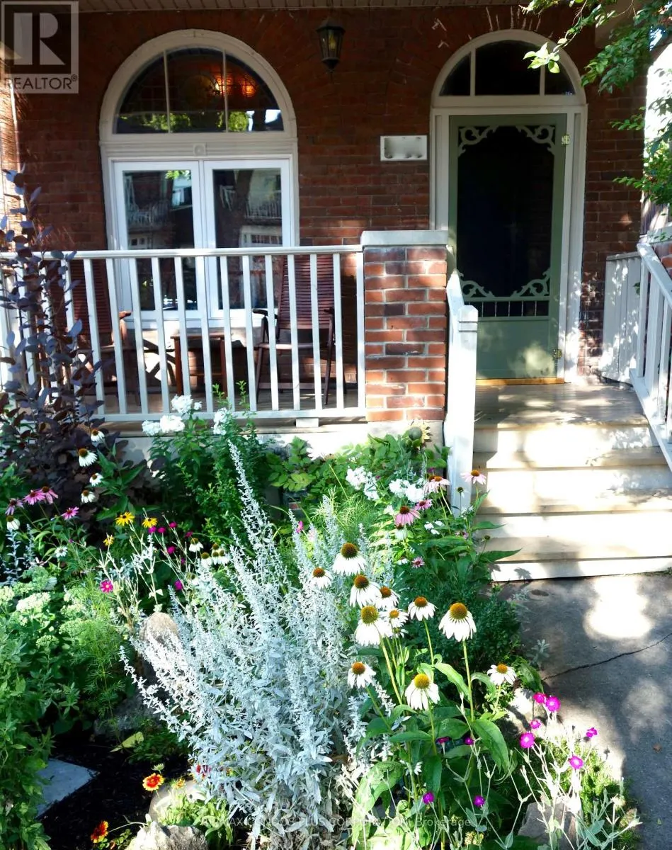 548 ROXTON ROAD