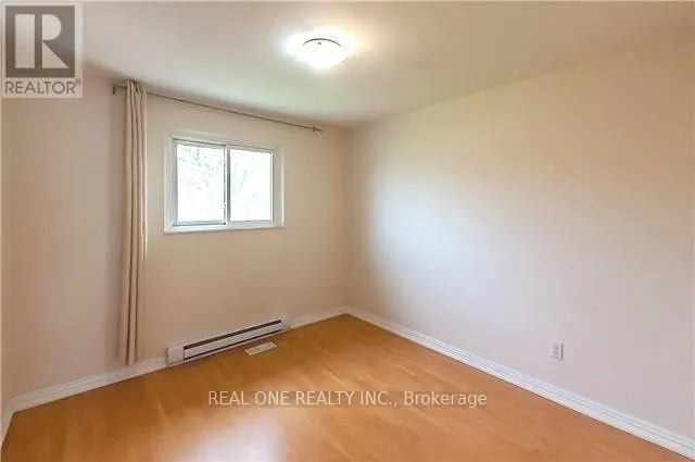 UPPER - 27 TUSCARORA DRIVE