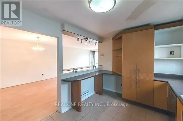 UPPER - 27 TUSCARORA DRIVE