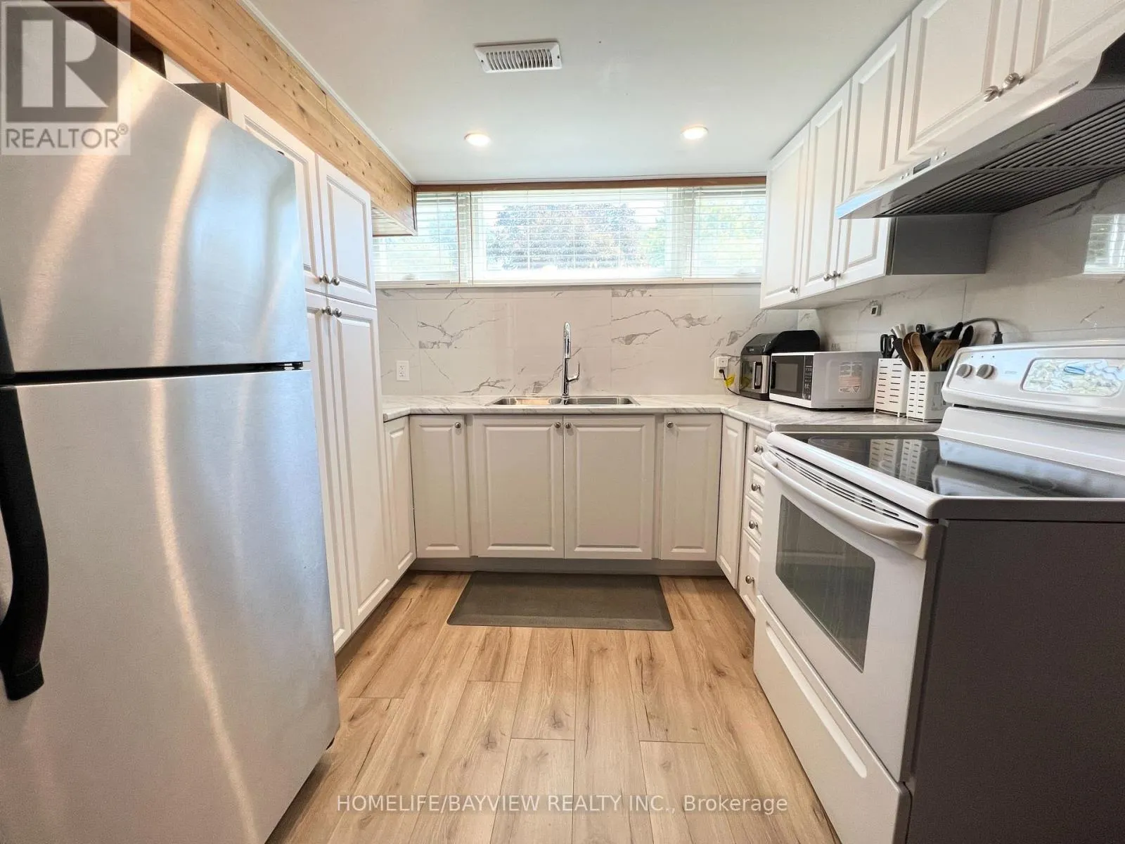 2 PINEMORE CRESCENT