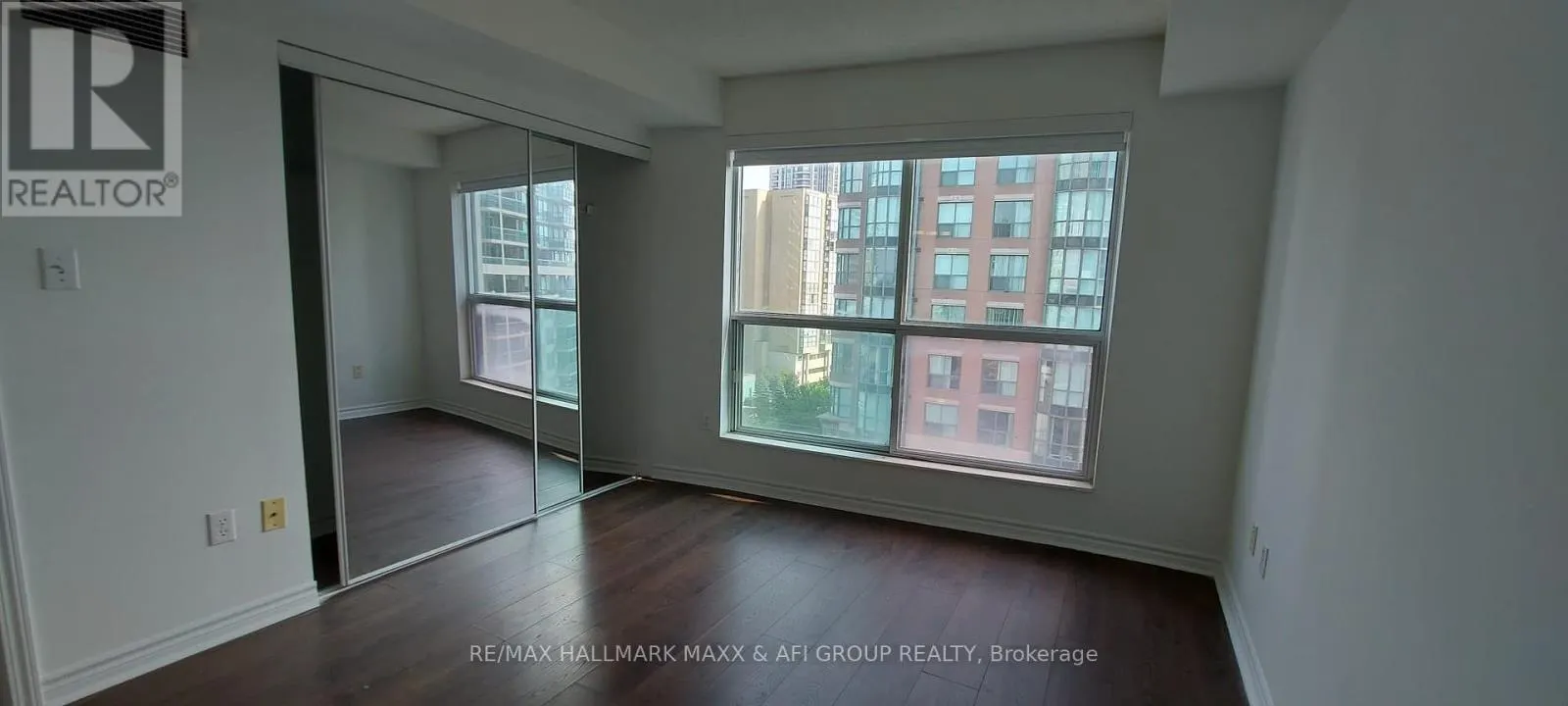 1103 - 7 LORRAINE DRIVE
