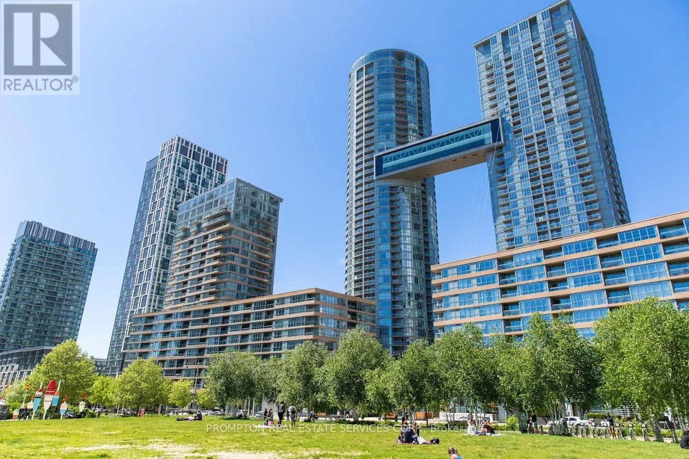 3201 - 15 ICEBOAT TERRACE