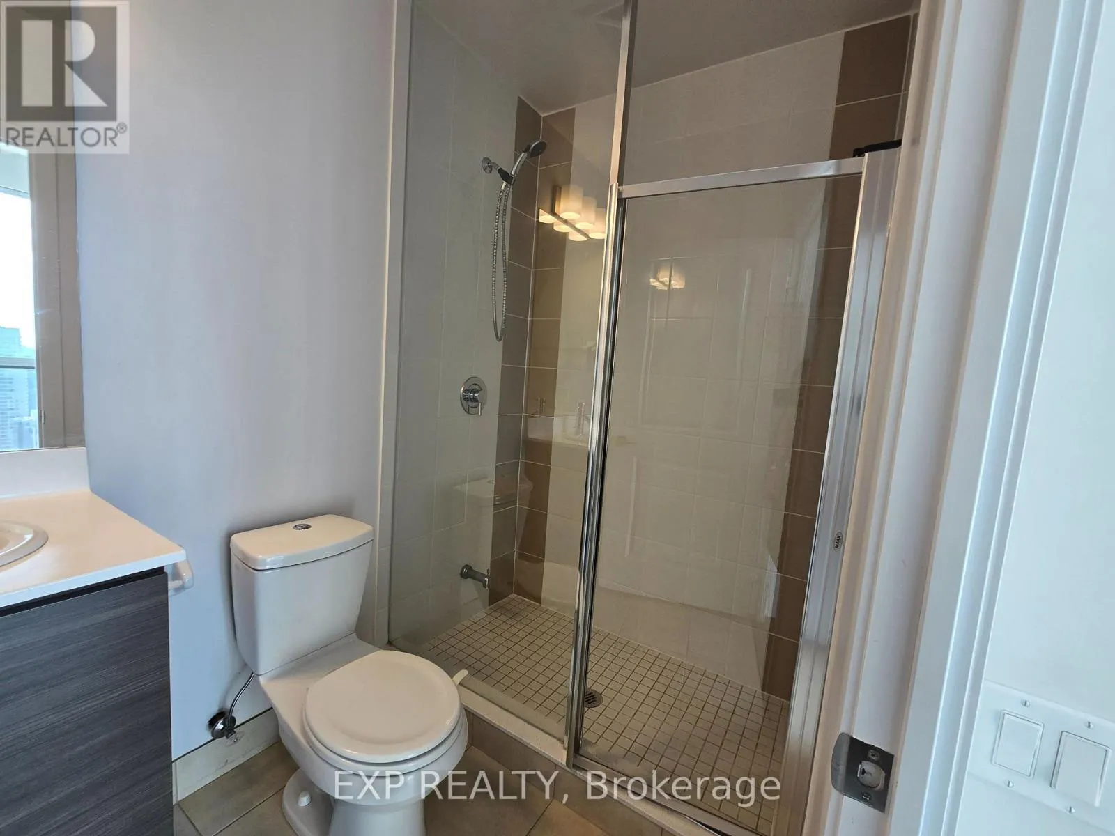 3715 - 5168 YONGE STREET
