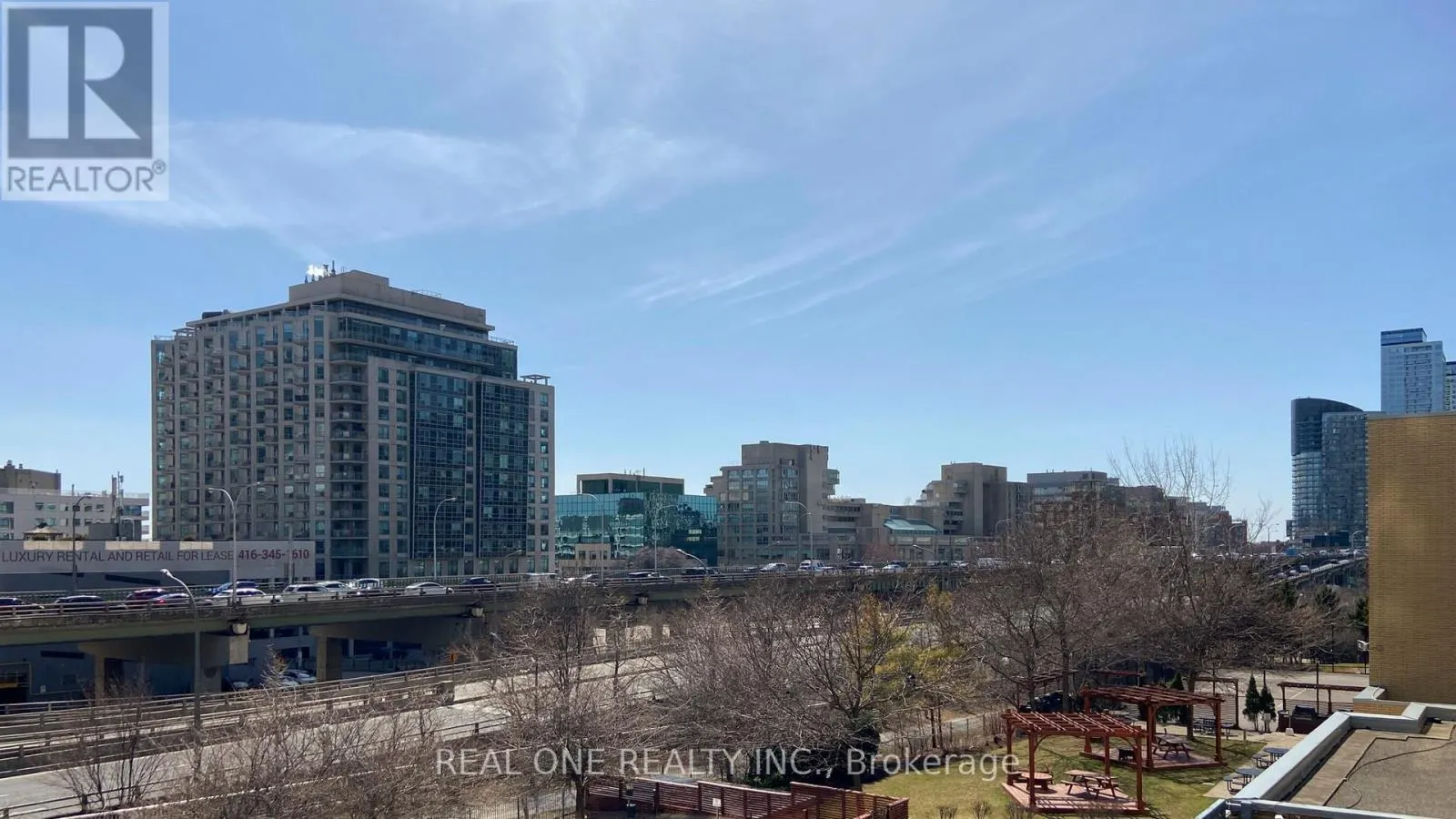 307 - 5 MARINER TERRACE