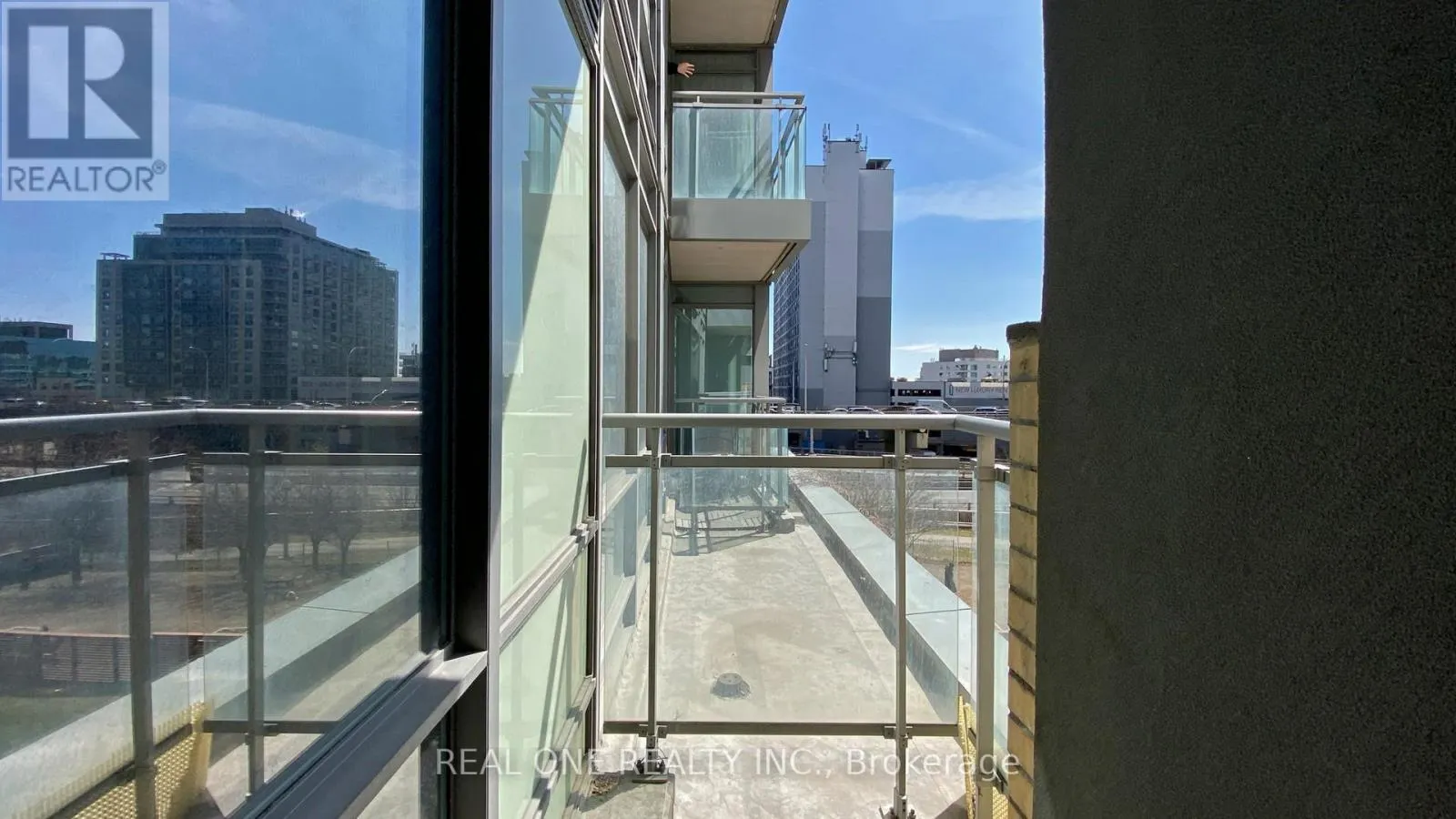 307 - 5 MARINER TERRACE