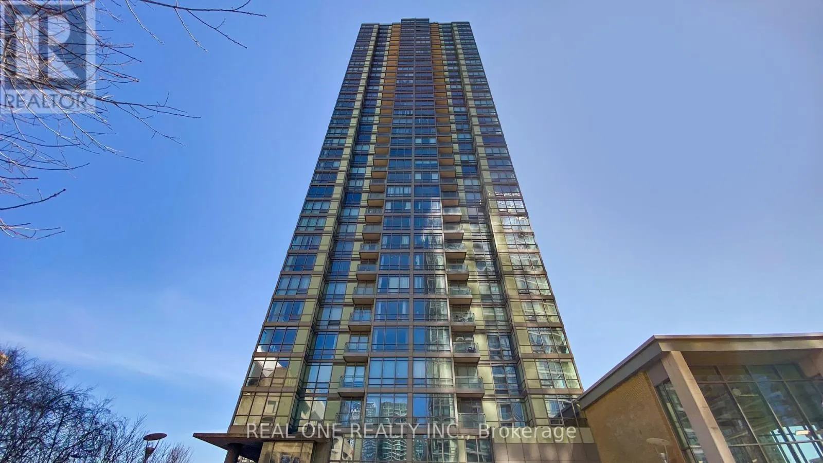 307 - 5 MARINER TERRACE