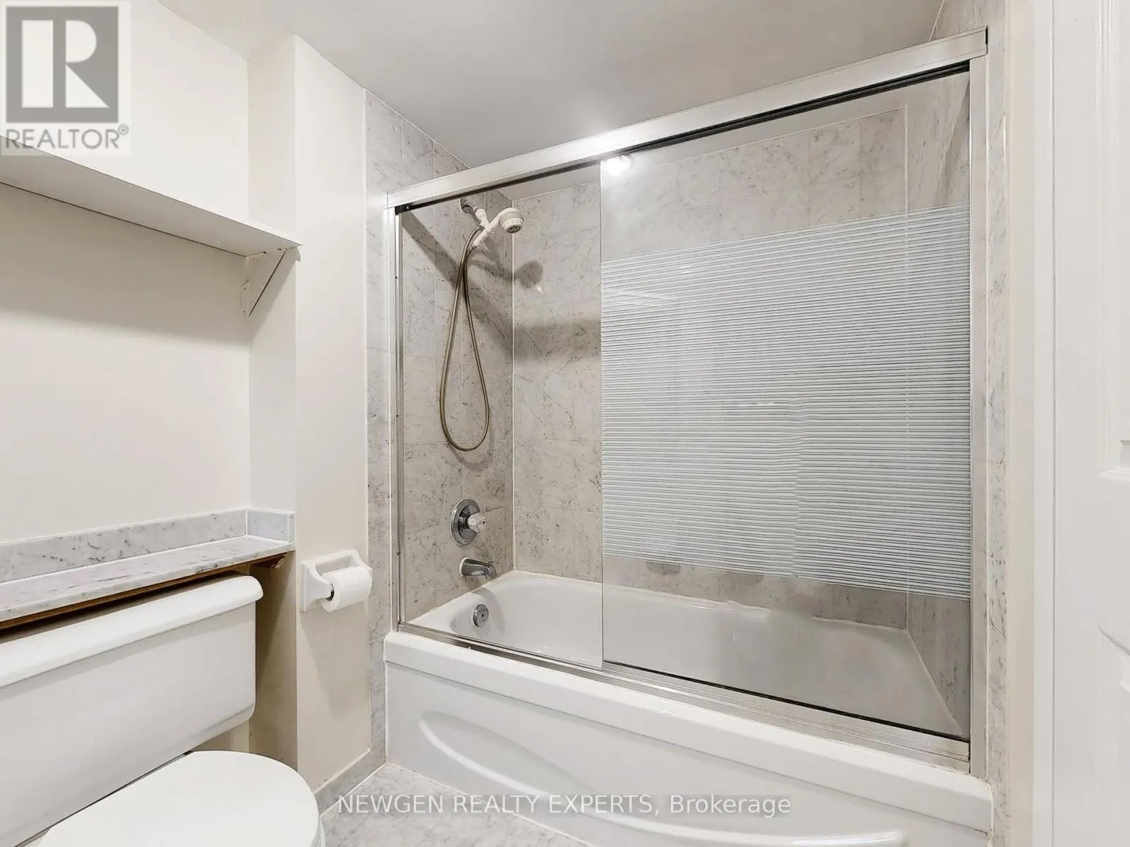 2903 - 5 CONCORDE PLACE
