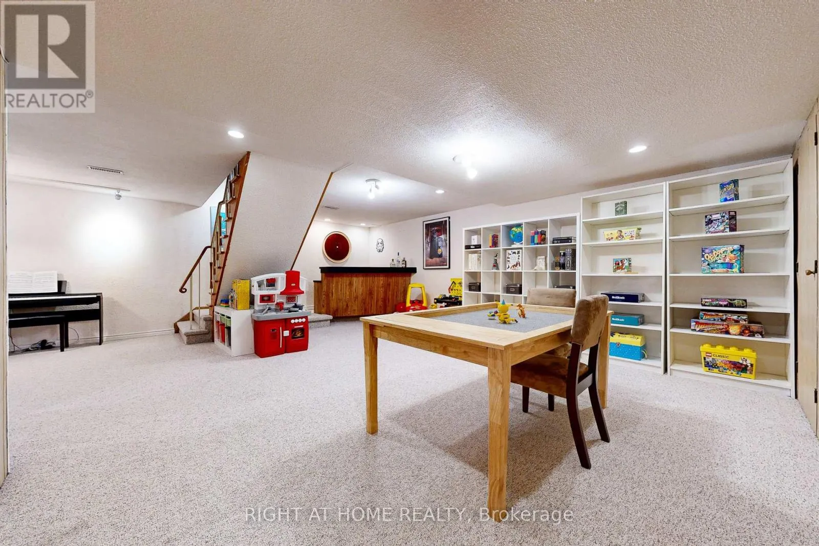 5 ROBINTER DRIVE
