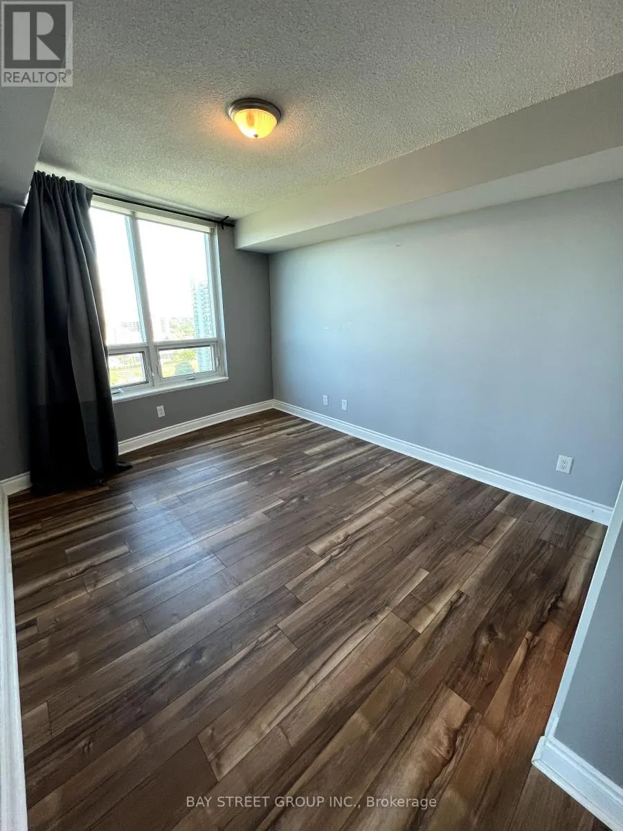 1719 - 25 GREENVIEW AVENUE