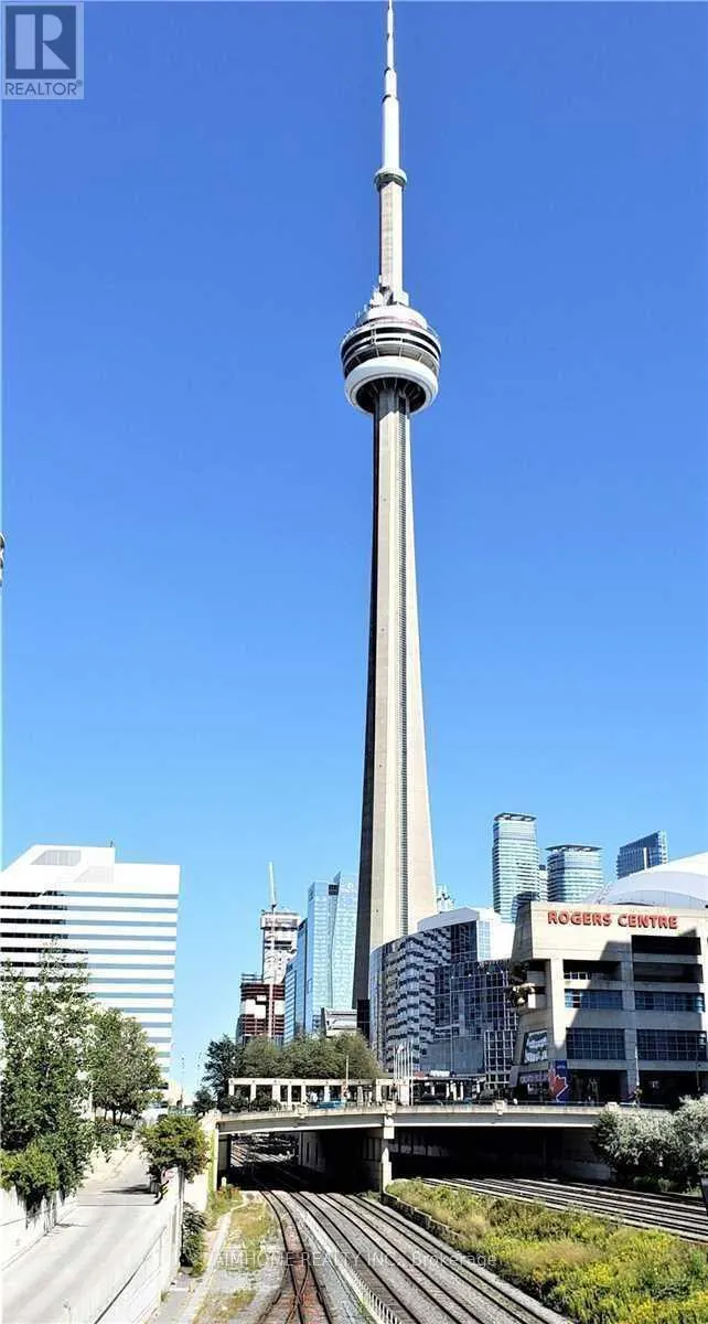 1201 - 27 BATHURST STREET