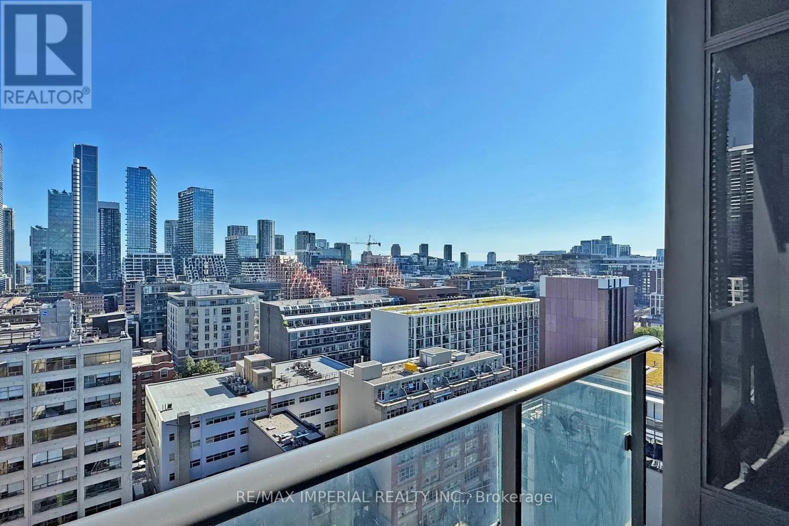 PH104 - 435 RICHMOND STREET W